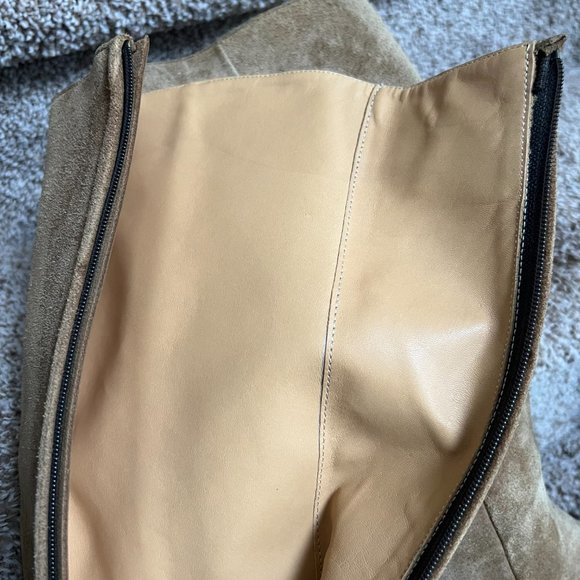 Emma Hope Women's Brown Leather Almond Toe Zipper Riding Boots. - Picture 11 of 11